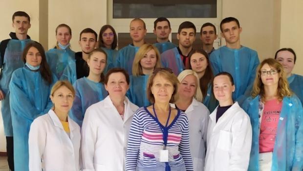 15.09.2021 р. в Інституті овочівництва і баштанництва НААН було проведено майстер-клас для студентів Державного біотехнологічного університету на тему «Використання методів культури in vitro в селекції». 